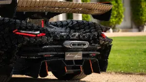 LEGO Technic Hypercar Koenigsegg Sadair Spear - 56