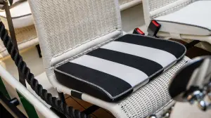 Spiaggina Stripes - Garage Italia e Mariaflora