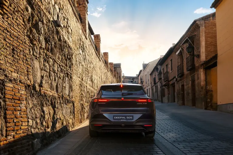 Changan Deepal S05 PHEV 2026 - Foto ufficiali - 4