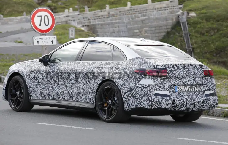 Mercedes Classe C 2027 - Foto spia 24-06-2026 - 7