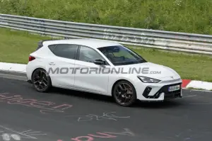 Cupra Leon VZ TCR - Foto spia 25-6-2026 - 5