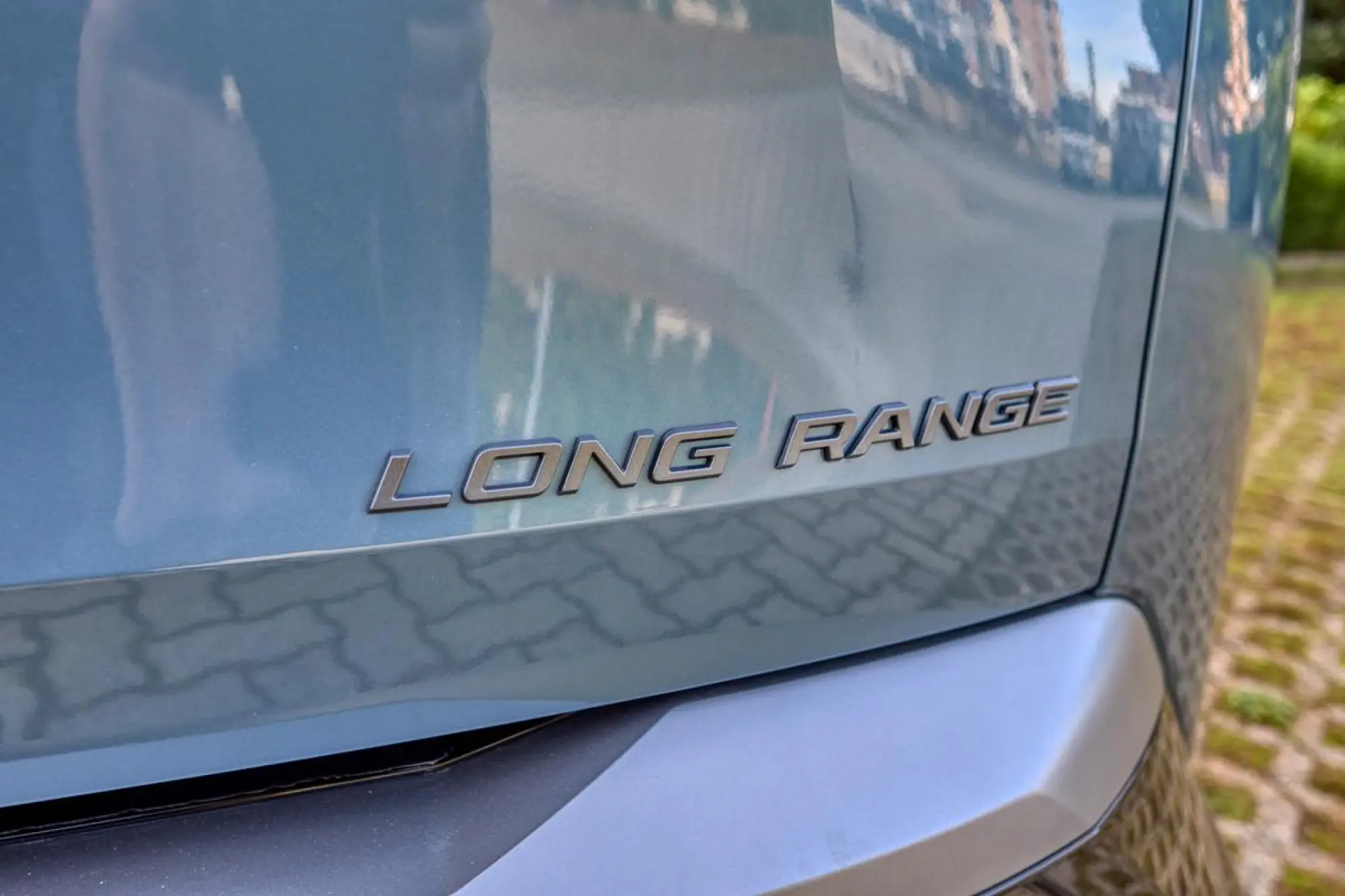 Peugeot E-5008 Long Range - 1