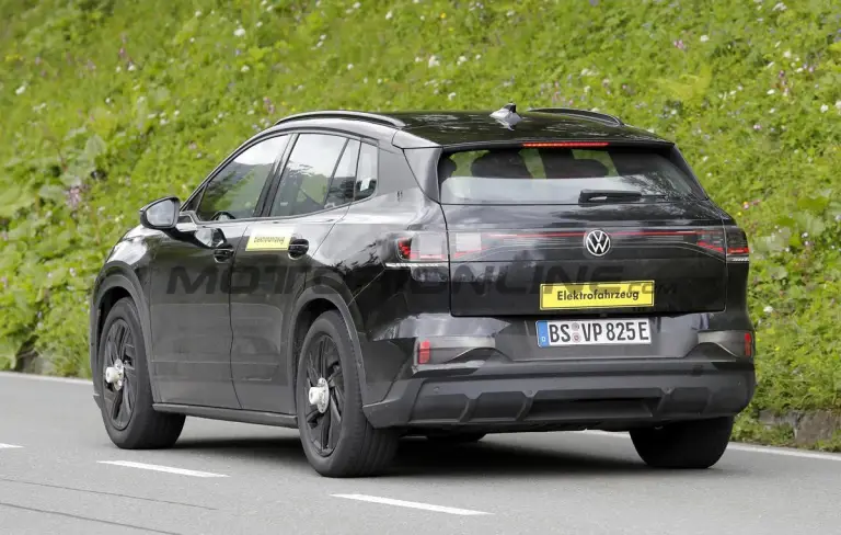 Volkswagen ID Tiguan - Foto spia 30-06-2026 - 12