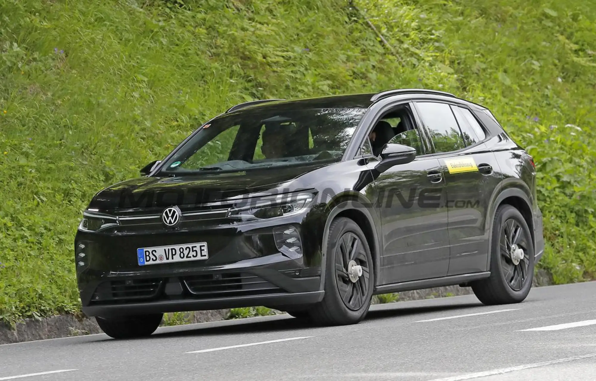 Volkswagen ID Tiguan - Foto spia 30-06-2026 - 3