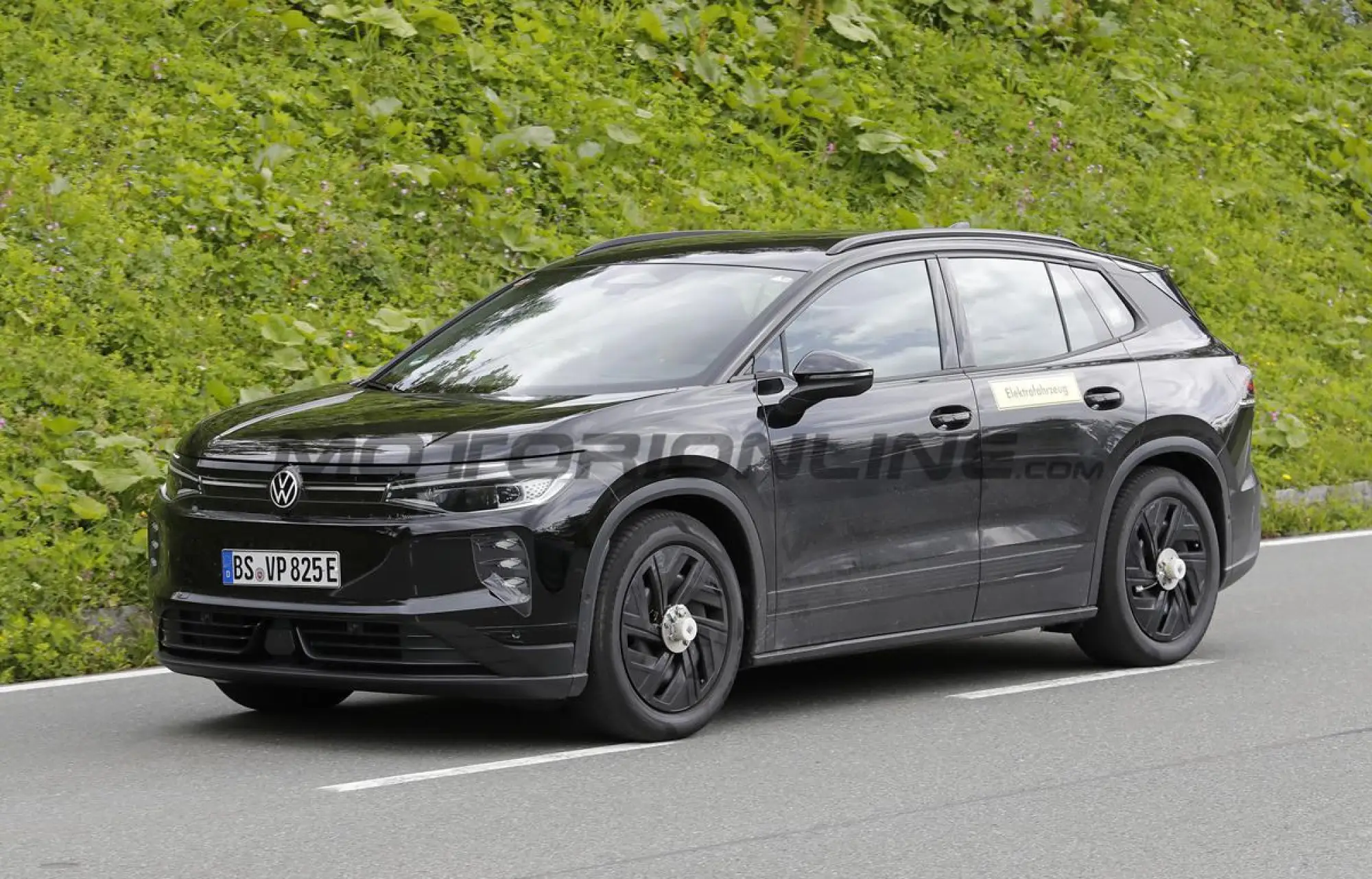 Volkswagen ID Tiguan - Foto spia 30-06-2026 - 10