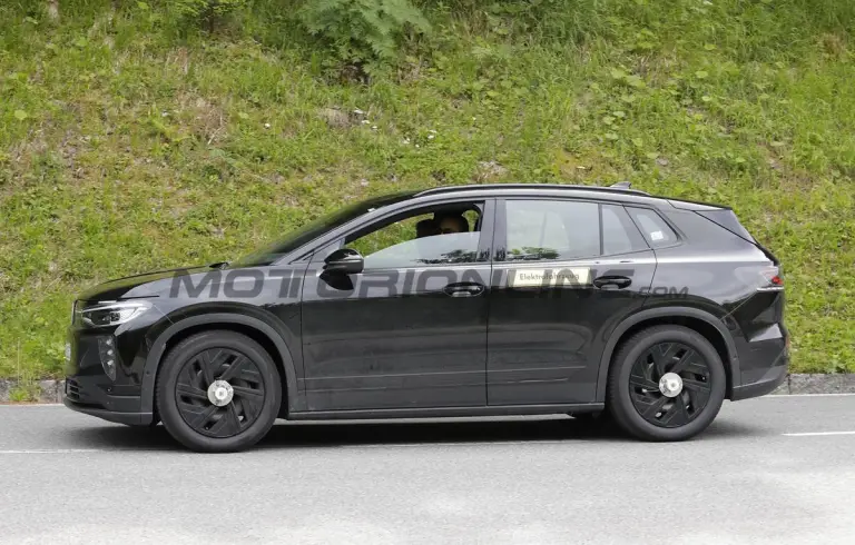 Volkswagen ID Tiguan - Foto spia 30-06-2026 - 6