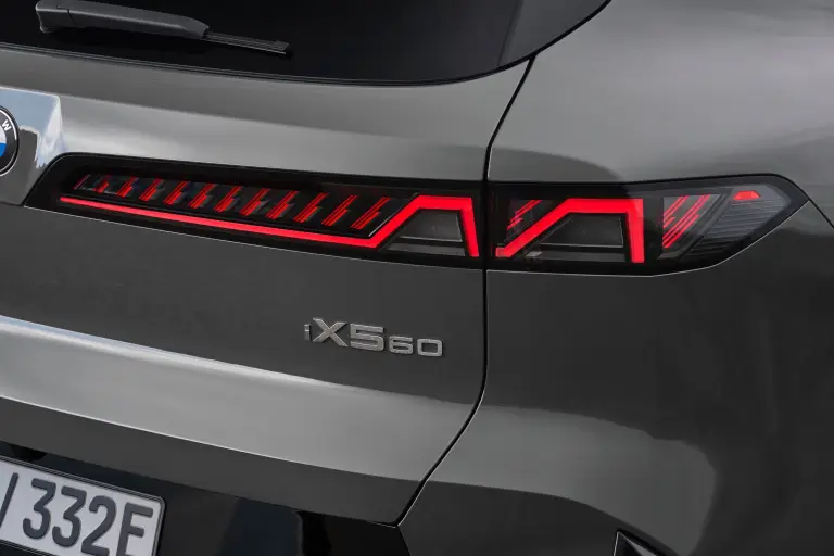 BMW X5 2027 - Foto ufficiali - 12