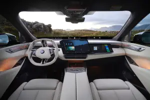 BMW X5 2027 - Foto ufficiali - 14
