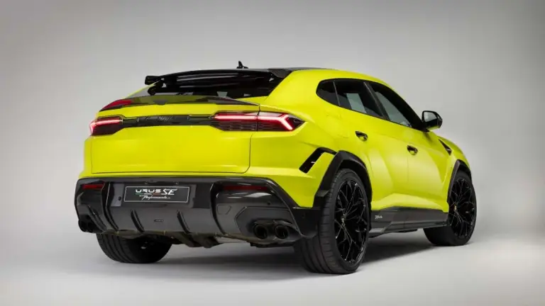 Lamborghini Urus SE Performante - 34