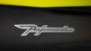 Lamborghini Urus SE Performante