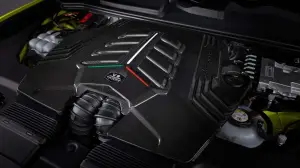 Lamborghini Urus SE Performante