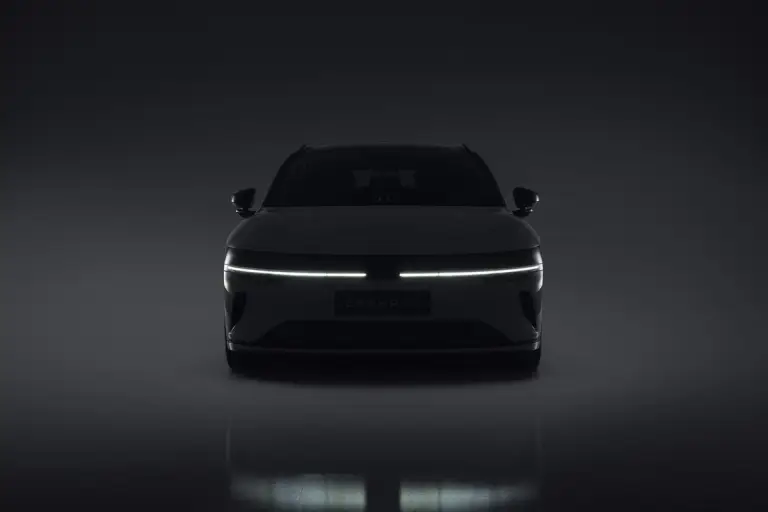 Zeekr 7GT - 17
