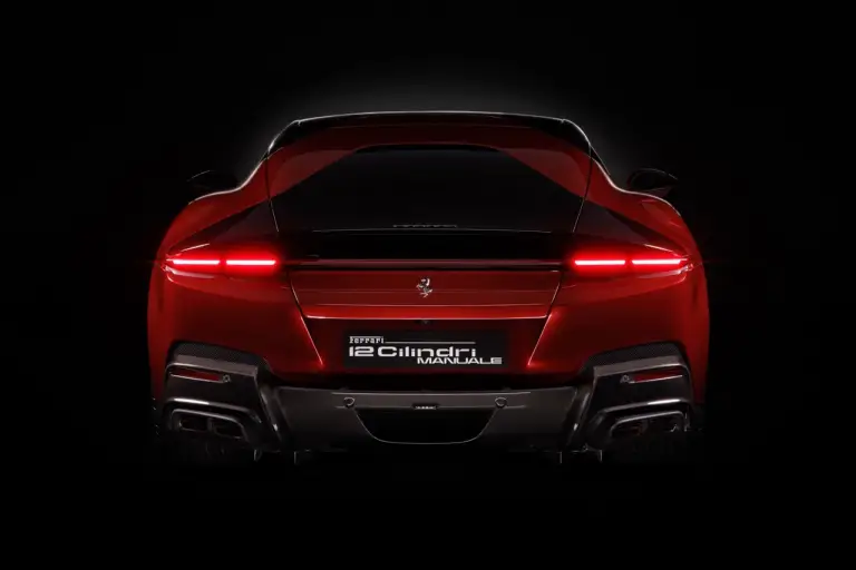 Ferrari 12Cilindri Manuale - Foto Maranello - 8
