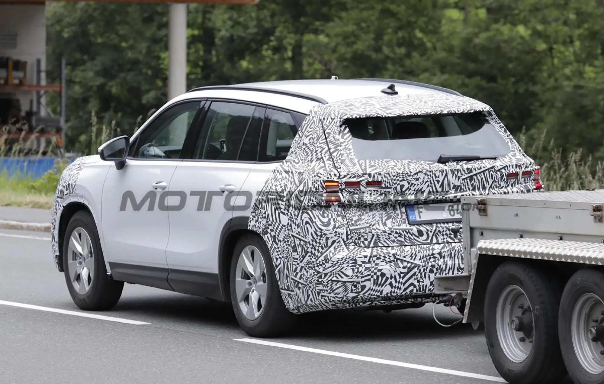 Skoda Kodiaq 2027 - Foto spia 07-07-2026 - 8