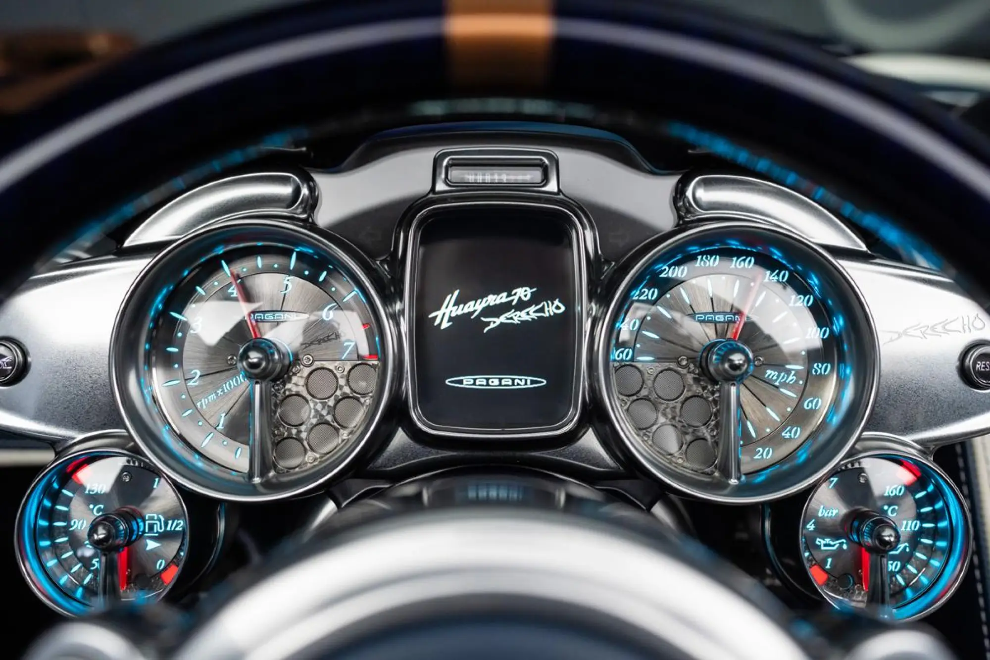Pagani Huayra 70 Derecho - 9