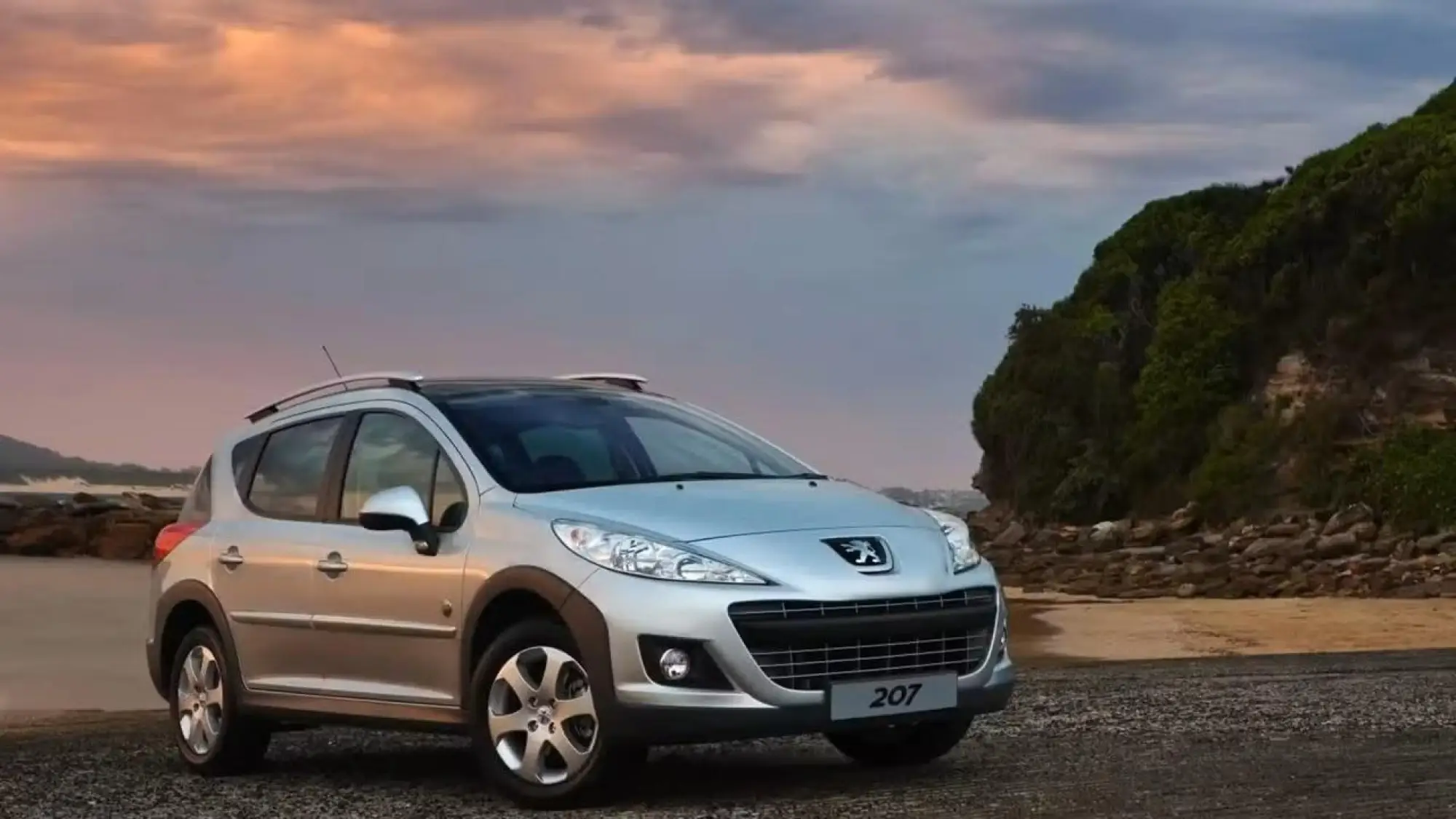 Peugeot 207 - 1