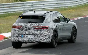 Genesis GV70 Hybrid - Foto spia 09-07-2026