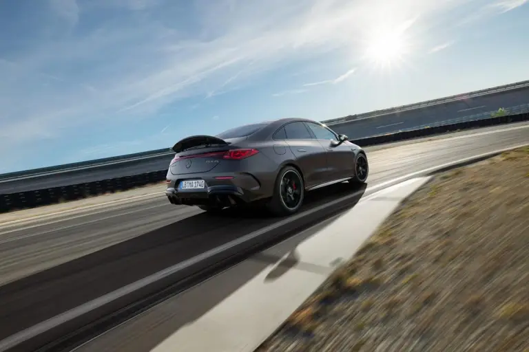 Mercedes-AMG CLA 45 4Matic 2026 - 17