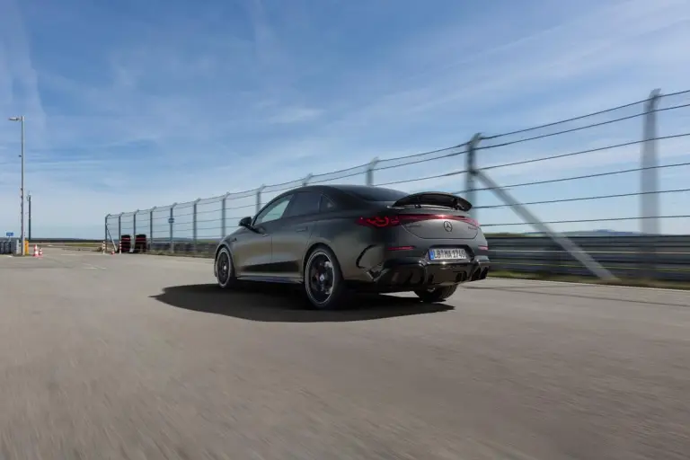 Mercedes-AMG CLA 45 4Matic 2026 - 20