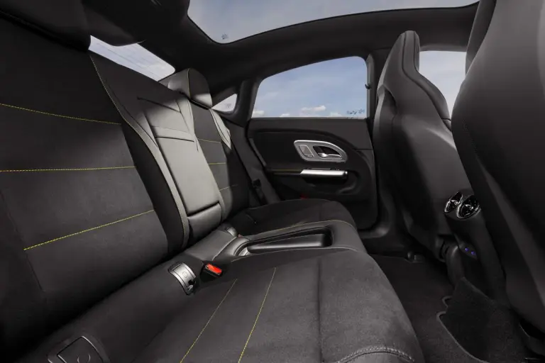 Mercedes-AMG CLA 45 4Matic 2026 - 28