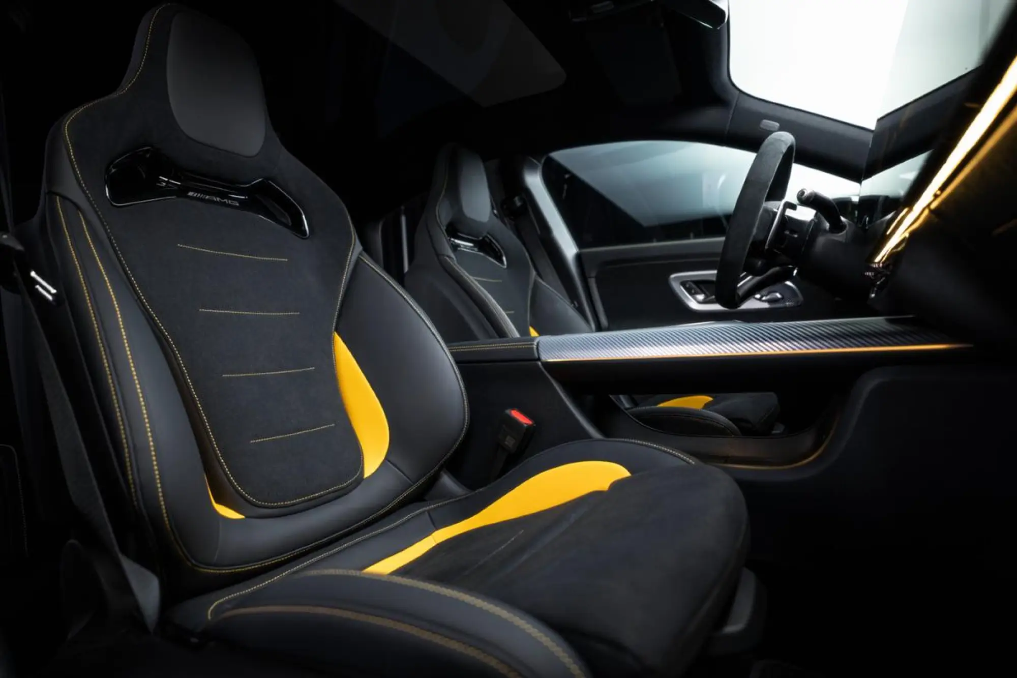 Mercedes-AMG CLA 45 4Matic 2026 - 31