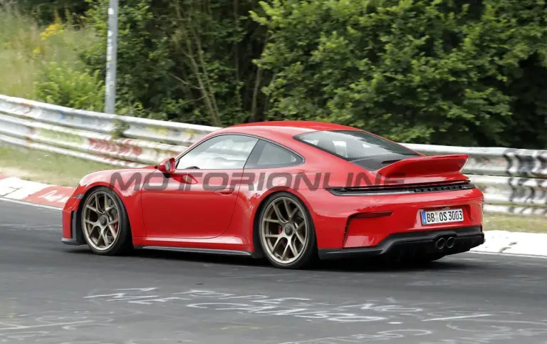 Porsche 911 GT3 Touring Ducktail - Foto spia 13-07-2026 - 4