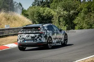 Polestar 4 SUV - Foto spia 13-07-2026