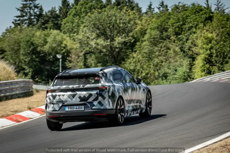 Polestar 4 SUV - Foto spia 13-07-2026 - 21
