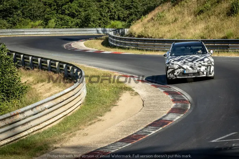 Polestar 4 SUV - Foto spia 13-07-2026 - 18