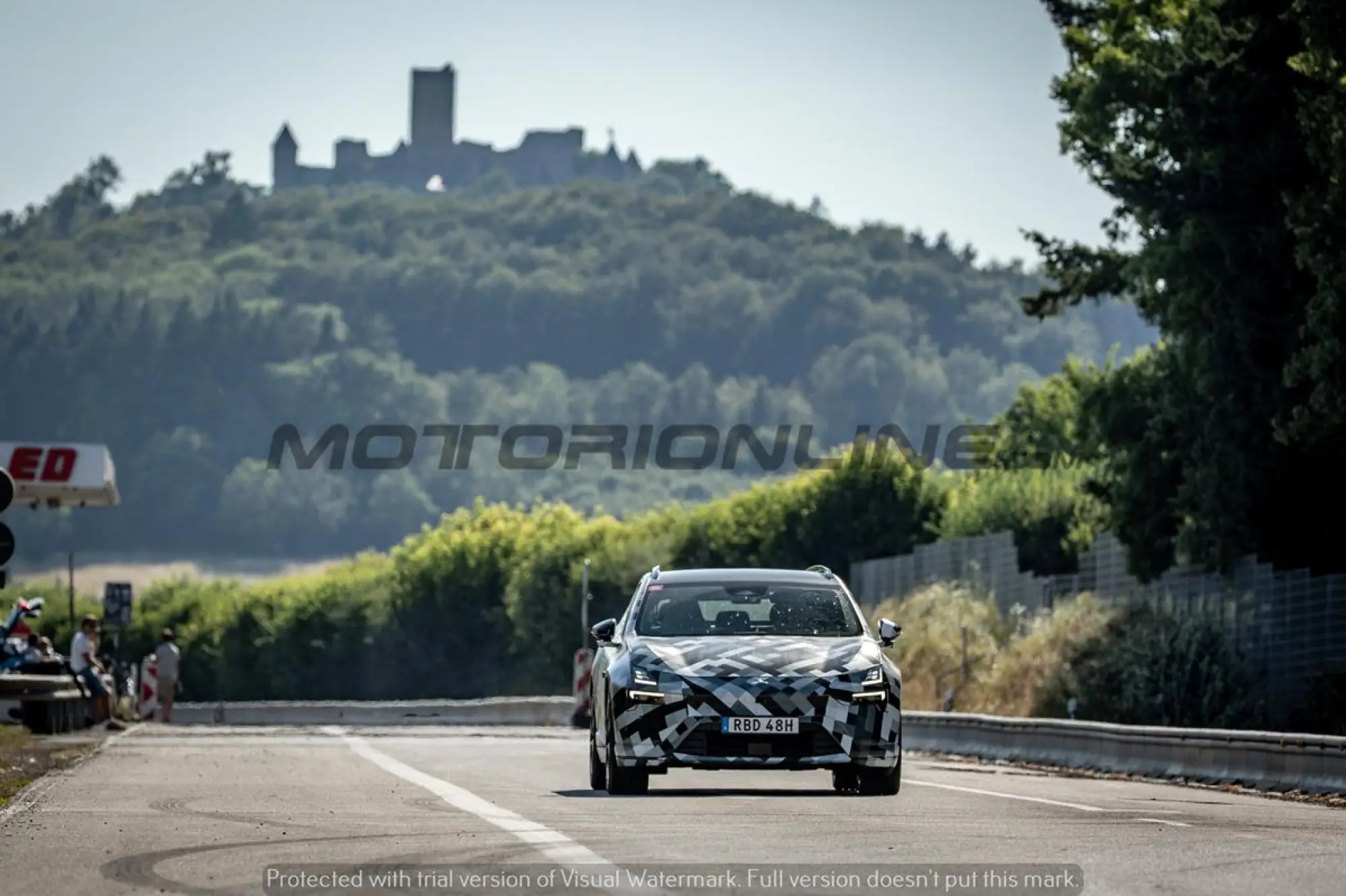 Polestar 4 SUV - Foto spia 13-07-2026 - 7
