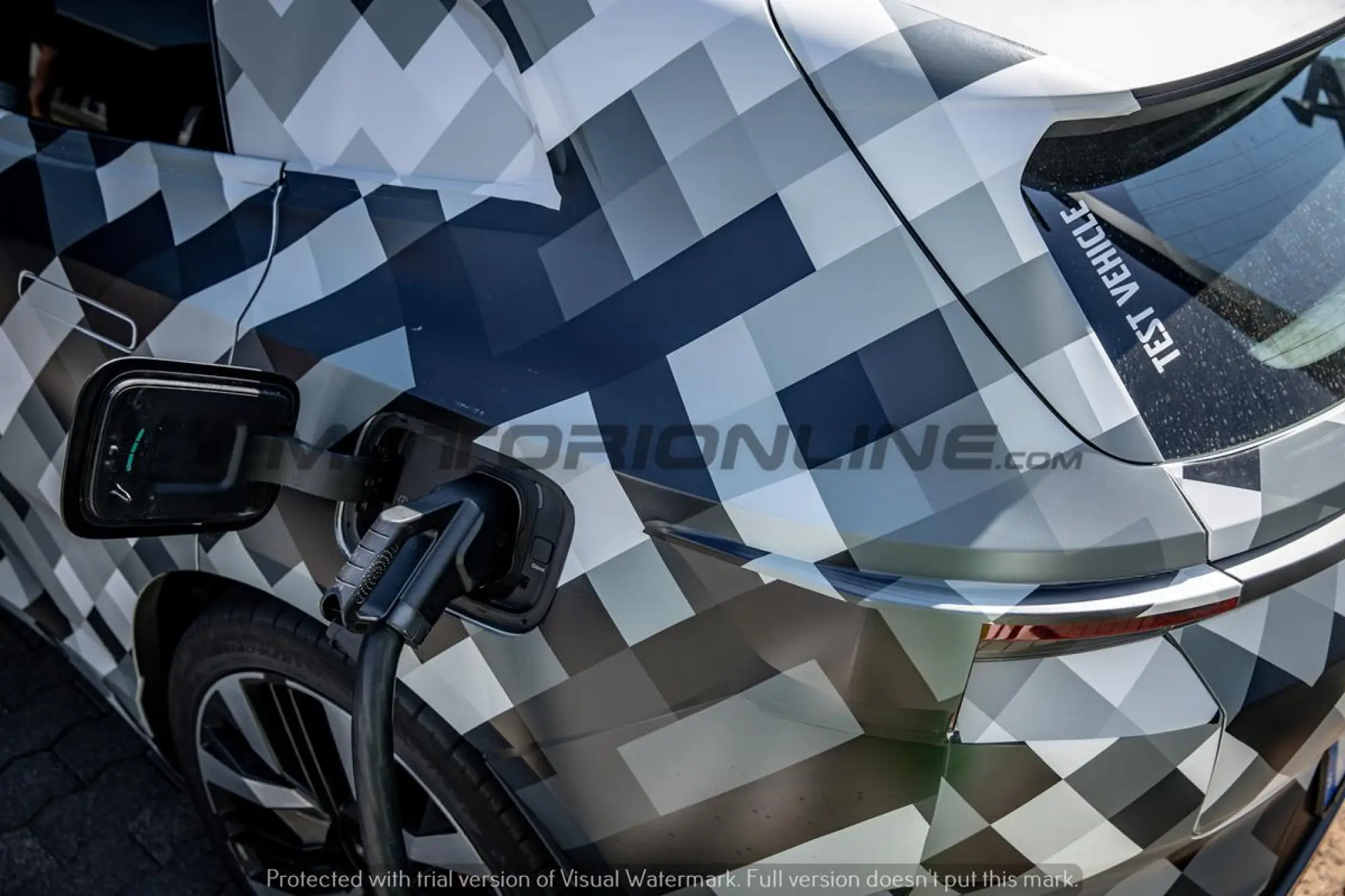Polestar 4 SUV - Foto spia 13-07-2026 - 3