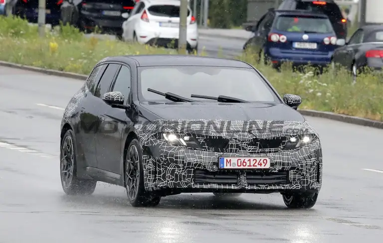 BMW i3 Touring - Foto spia 15-07-2026 - 1