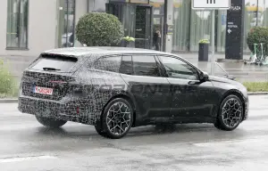 BMW i3 Touring - Foto spia 15-07-2026