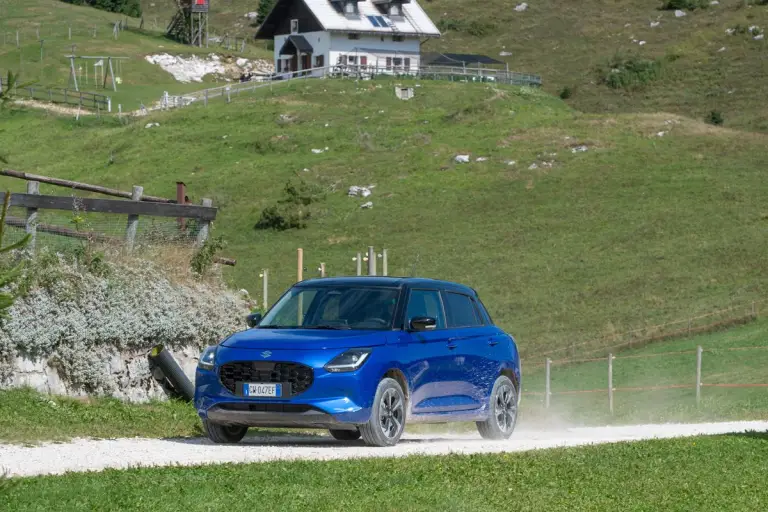 Suzuki Swift Hybrid 4WD Allgrip 2026 - 11