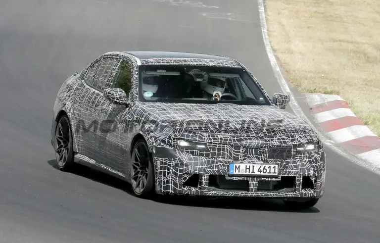 BMW M3 2027 - Foto spia 17-07-2026 - 1