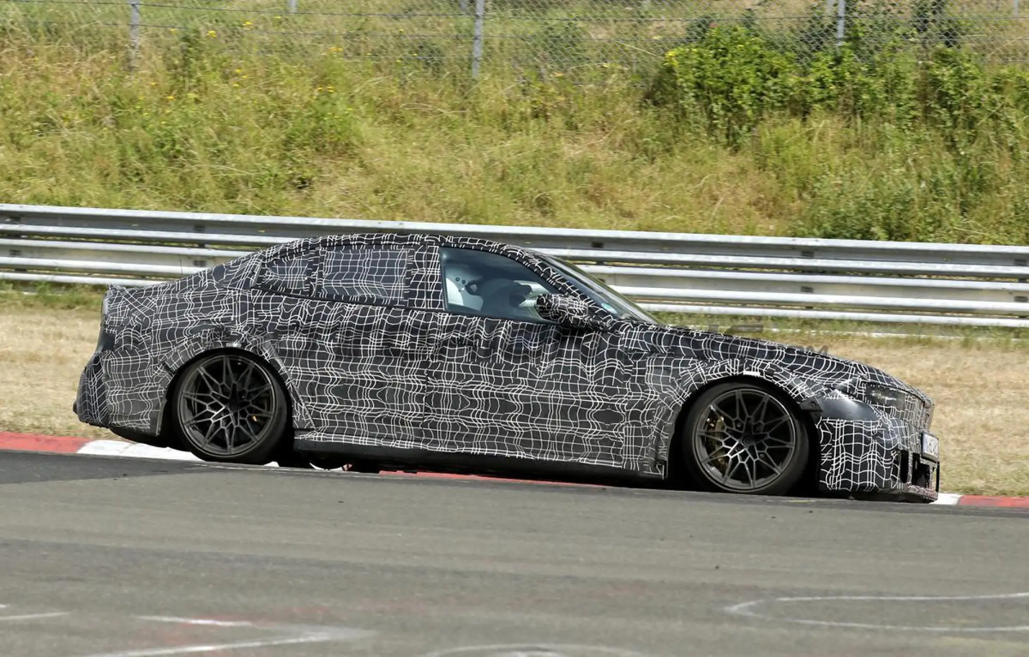 BMW M3 2027 - Foto spia 17-07-2026 - 5
