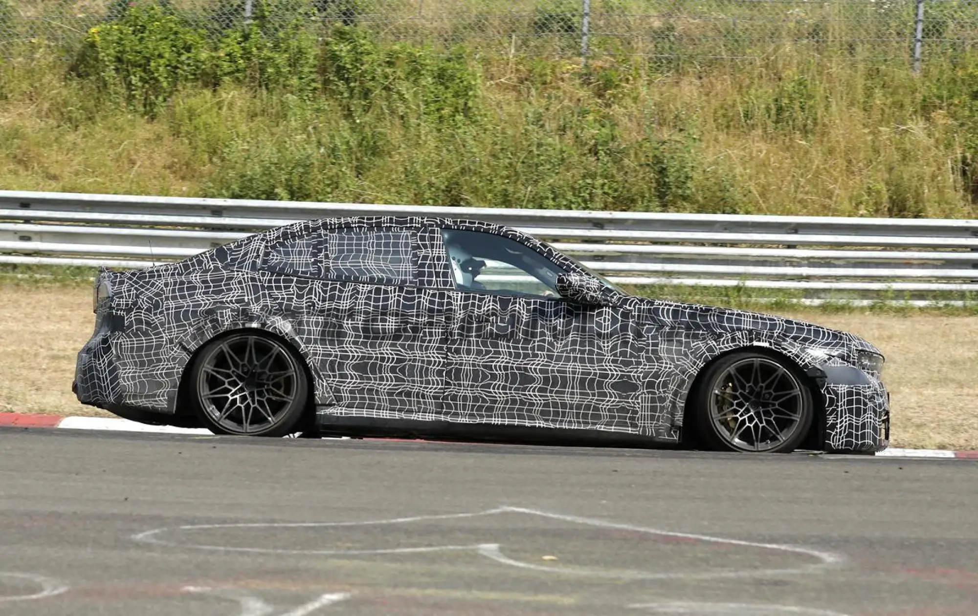 BMW M3 2027 - Foto spia 17-07-2026 - 6