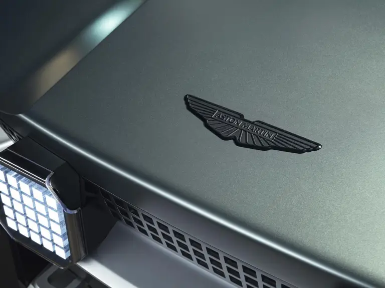 Aston Martin Dreadnought - 8