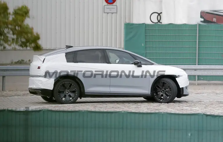 Audi A2 e-tron - Foto spia 20-07-2026 - 8