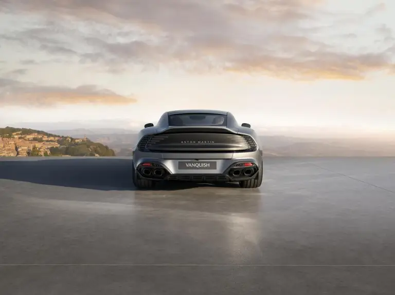Aston Martin Vanquish 25 - 4