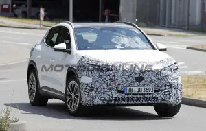 Mercedes GLA 2027 - Foto spia 23-07-2026
