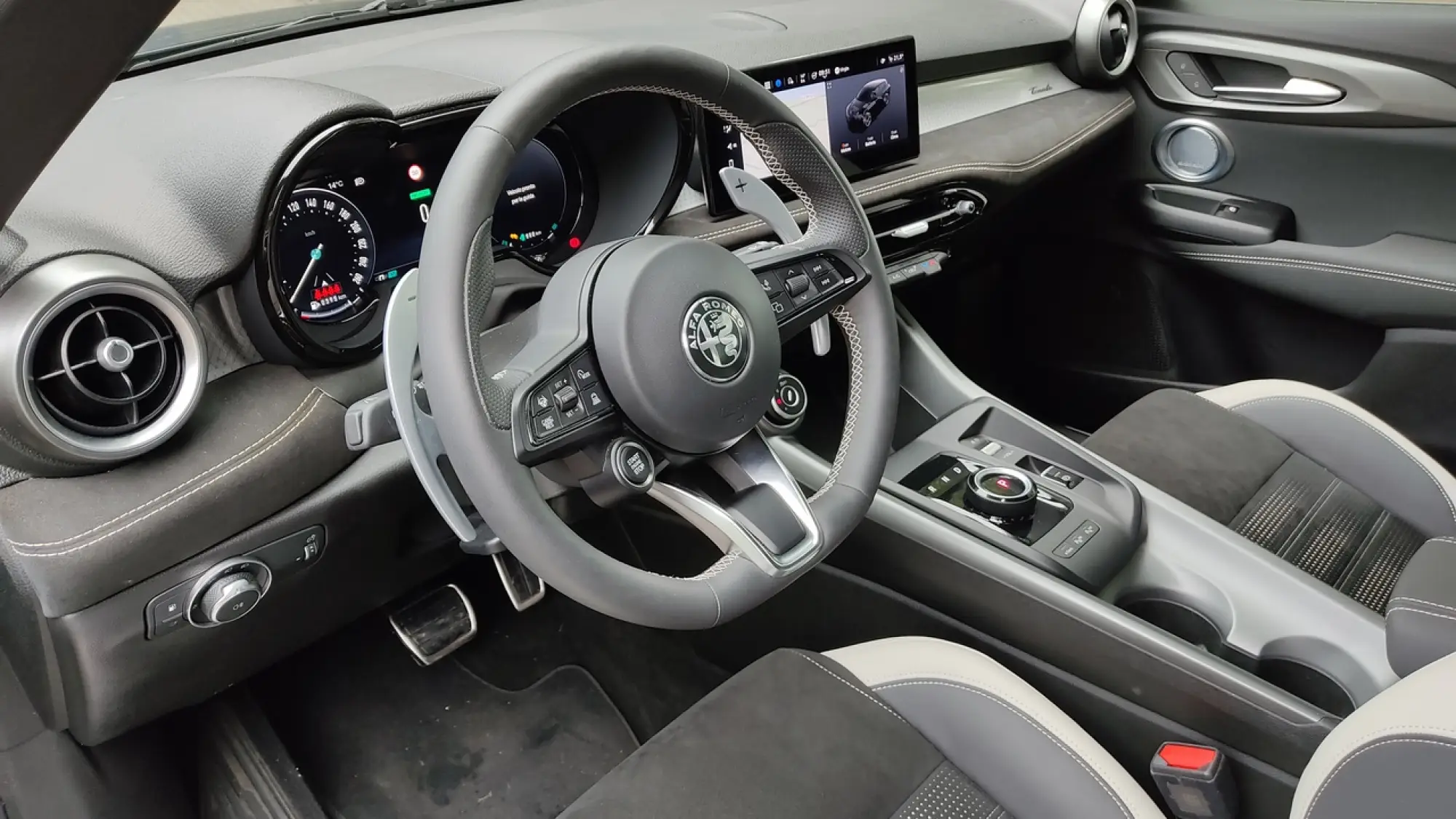 Alfa Romeo Tonale Sport Speciale 2026 - Prova su strada - 15