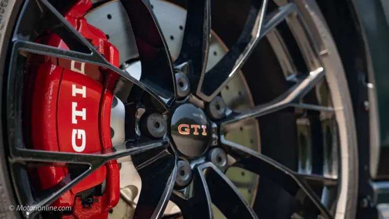 Volkswagen Golf GTI Edition 50 - Primo Contatto - 7