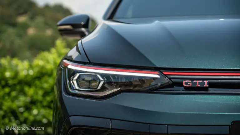 Volkswagen Golf GTI Edition 50 - Primo Contatto - 13