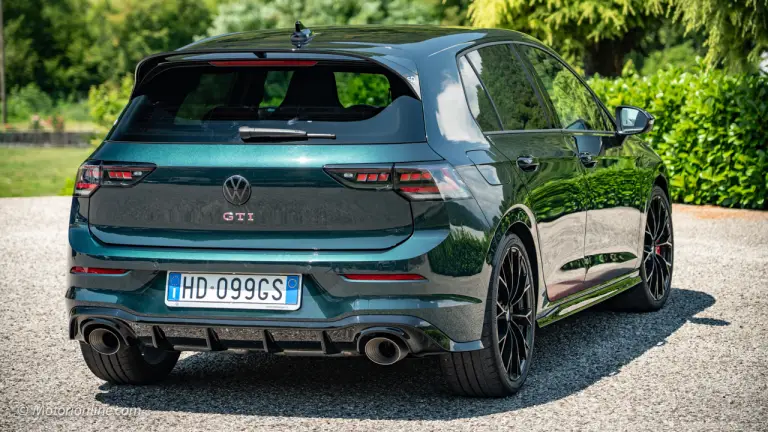 Volkswagen Golf GTI Edition 50 - Primo Contatto - 19