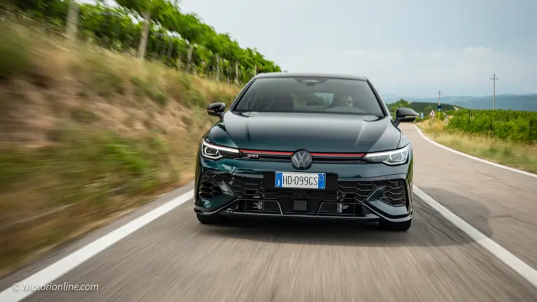 Volkswagen Golf GTI Edition 50 - Primo Contatto - 20