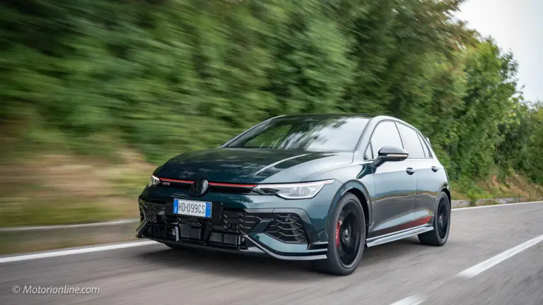 Volkswagen Golf GTI Edition 50 - Primo Contatto - 22