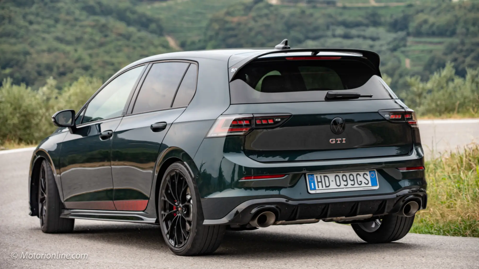 Volkswagen Golf GTI Edition 50 - Primo Contatto - 29