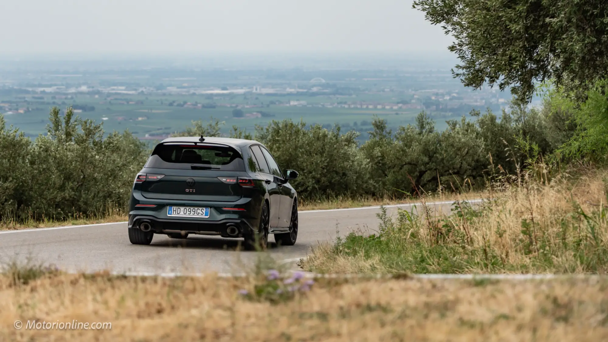 Volkswagen Golf GTI Edition 50 - Primo Contatto - 31