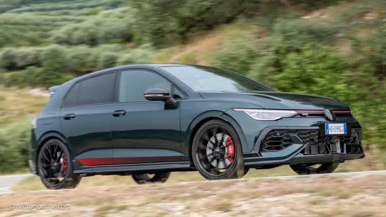 Volkswagen Golf GTI Edition 50 - Primo Contatto - 37